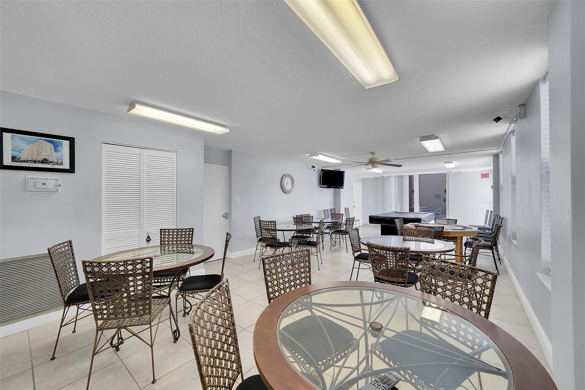VALIANT HOOUSE - Residential