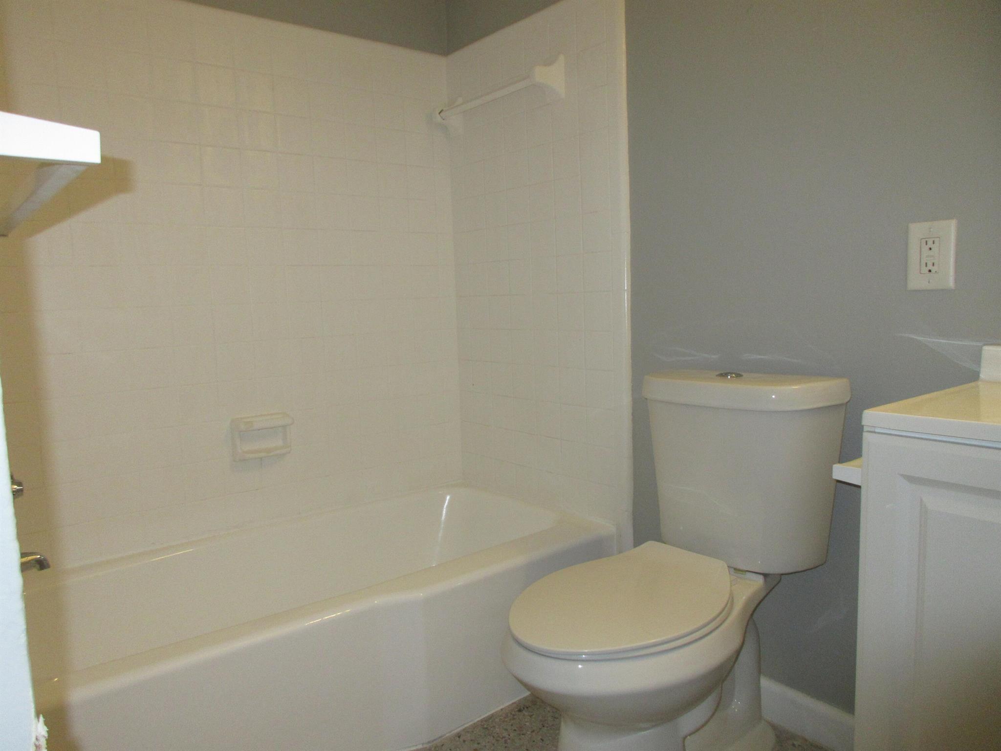 LAKE WORTH TOWN - Residential Lease