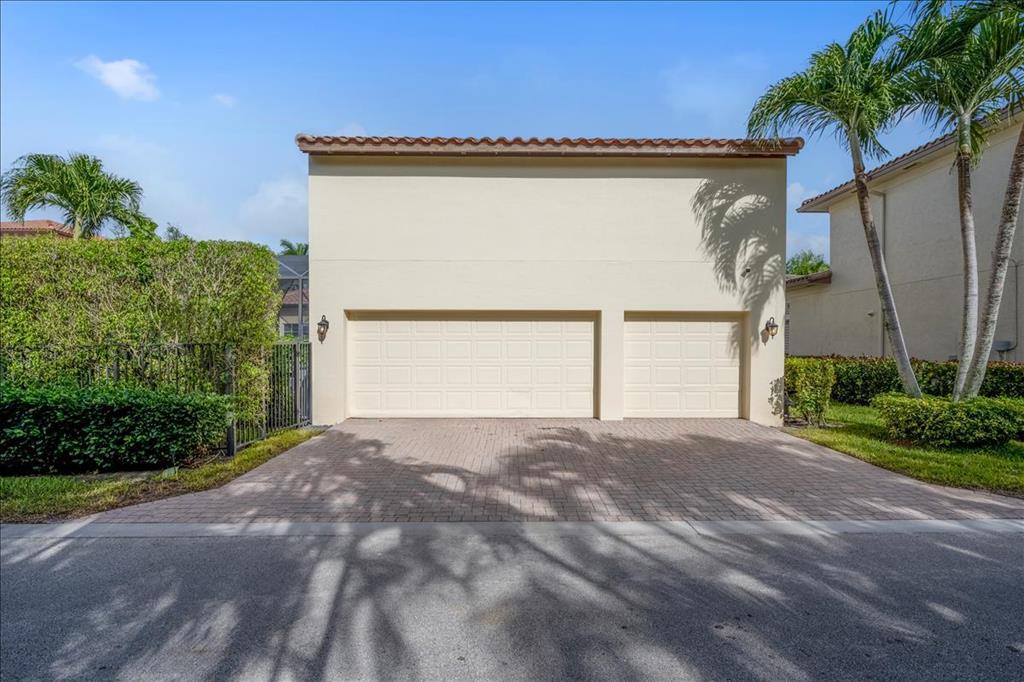 VALENCIA AT ABACOA - Residential