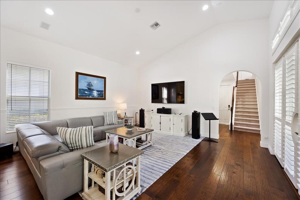 VALENCIA AT ABACOA - Residential