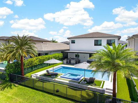 Photo of 10865 Vista Terrace, Parkland, FL 33076 (MLS # B26029657)