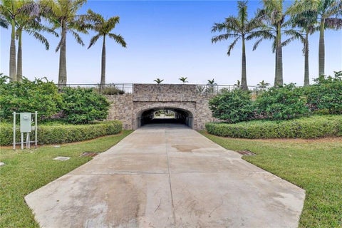 Tiny photo for 10865 Vista Terrace, Parkland, FL 33076 (MLS # B26029657)