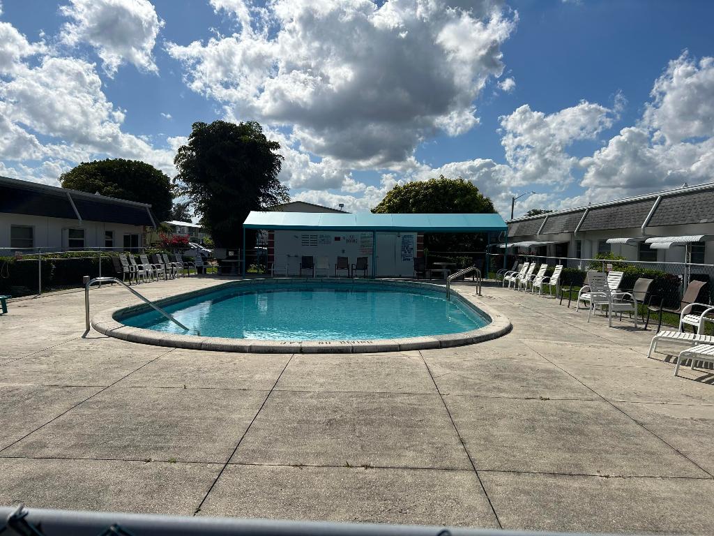 CENTURY VILLAGE PLYMOUTH 4 CONDO - Residential