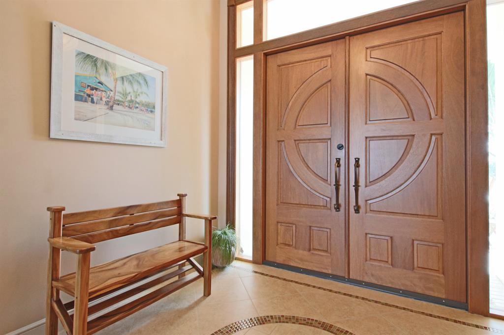 TEQUESTA COUNTRY CLUB - Residential