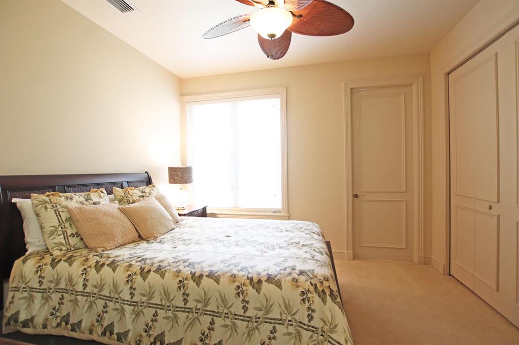 TEQUESTA COUNTRY CLUB - Residential