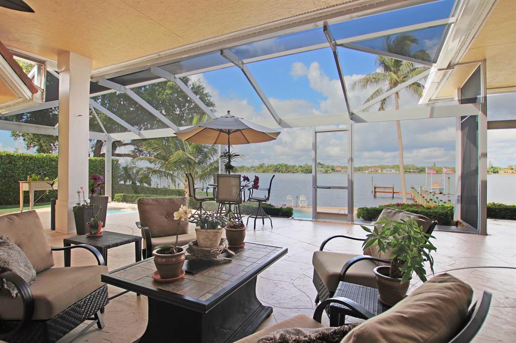 TEQUESTA COUNTRY CLUB - Residential