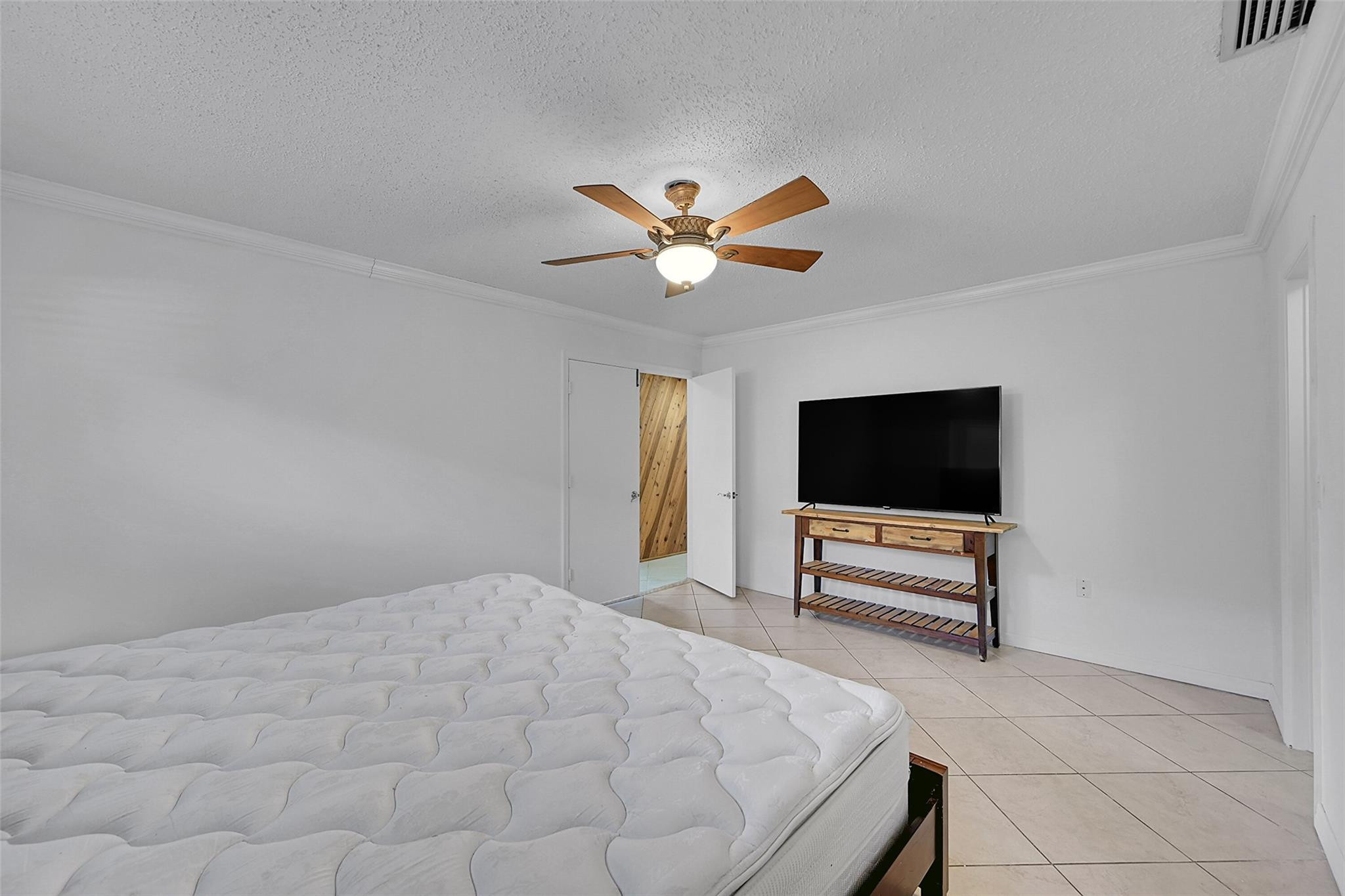 Crystal Heights 80-48 B - Residential Lease