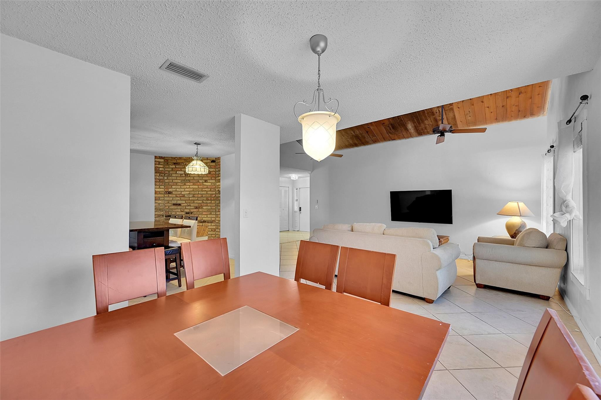 Crystal Heights 80-48 B - Residential Lease