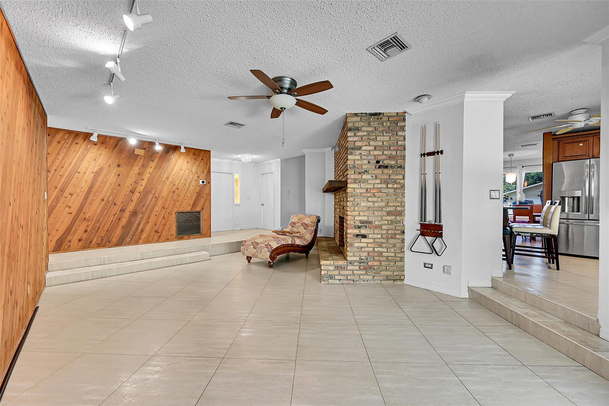 Crystal Heights 80-48 B - Residential Lease