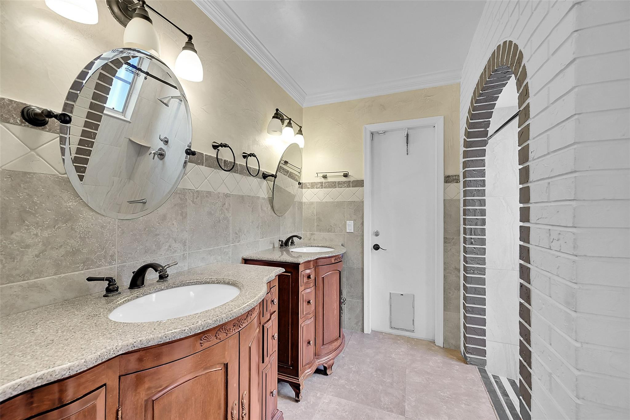 Crystal Heights 80-48 B - Residential Lease