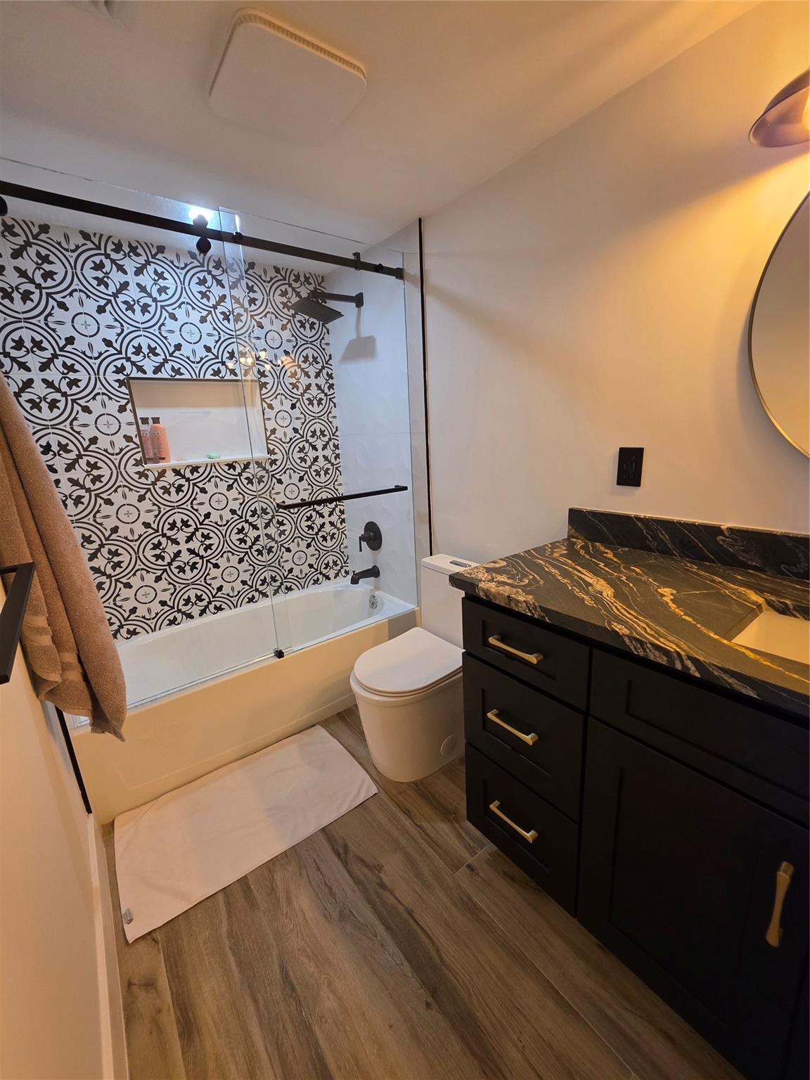 Water Glades 100-300 - Residential Lease