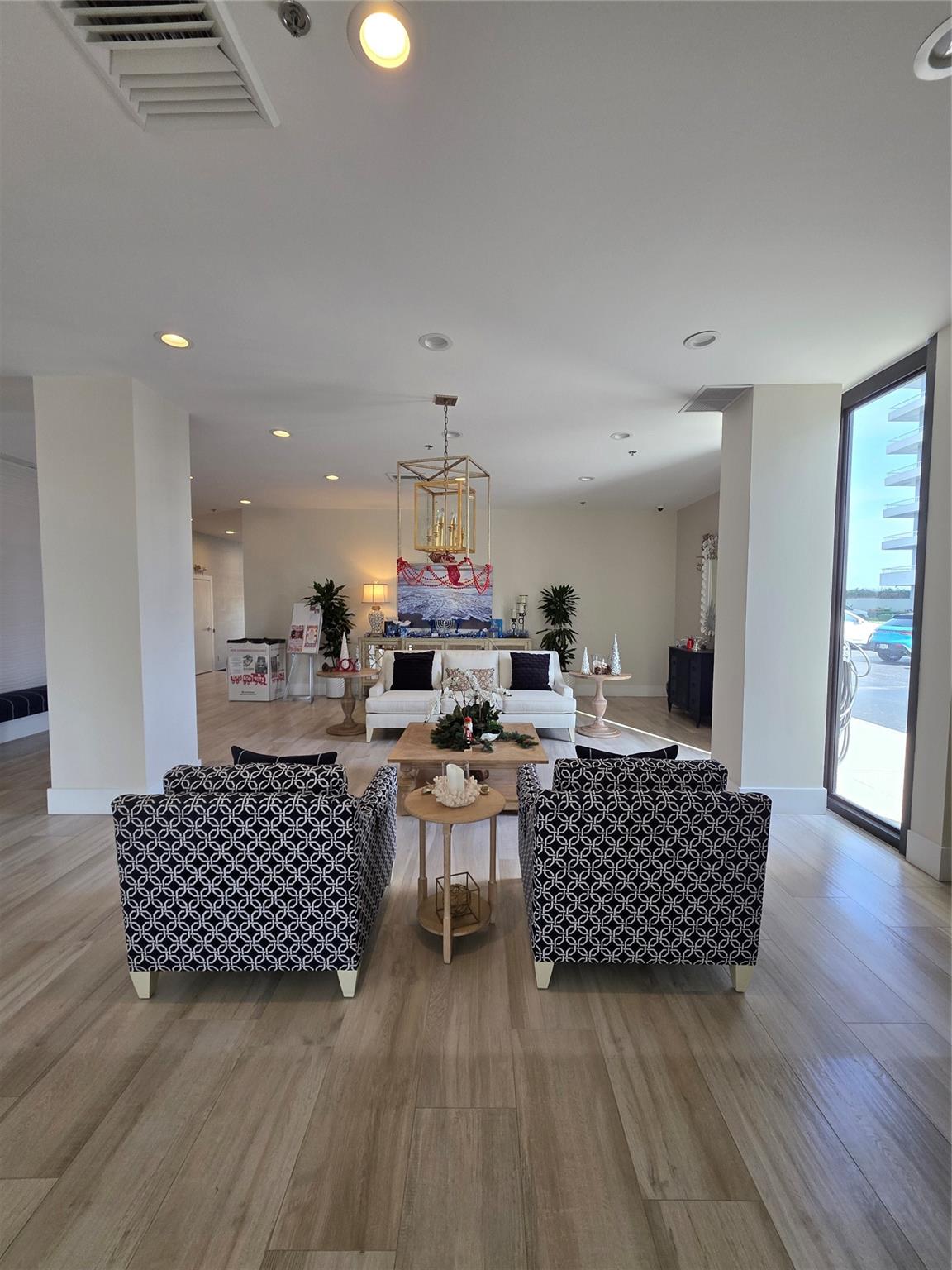 Water Glades 100-300 - Residential Lease