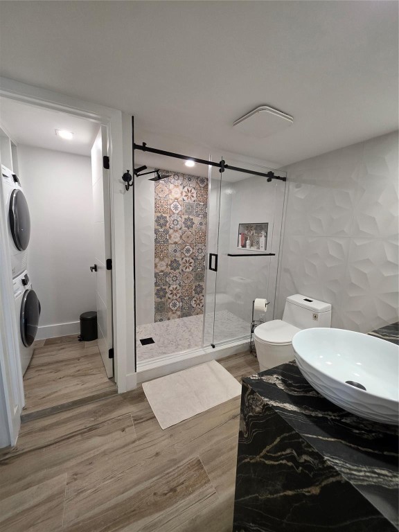 Water Glades 100-300 - Residential Lease