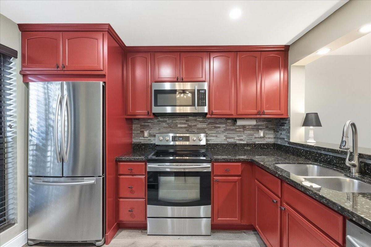 3020 S Oakland Forest Drive 3003