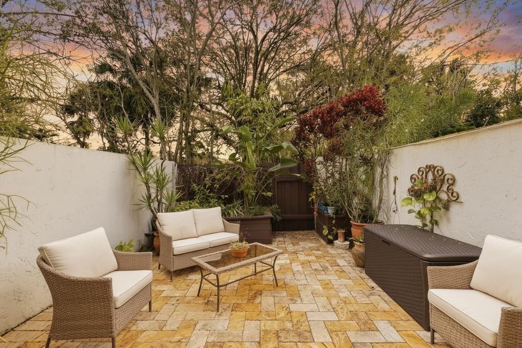 Photo of 3020 S Oakland Forest Drive #3003, Fort Lauderdale, FL 33309 (MLS # F10552511)