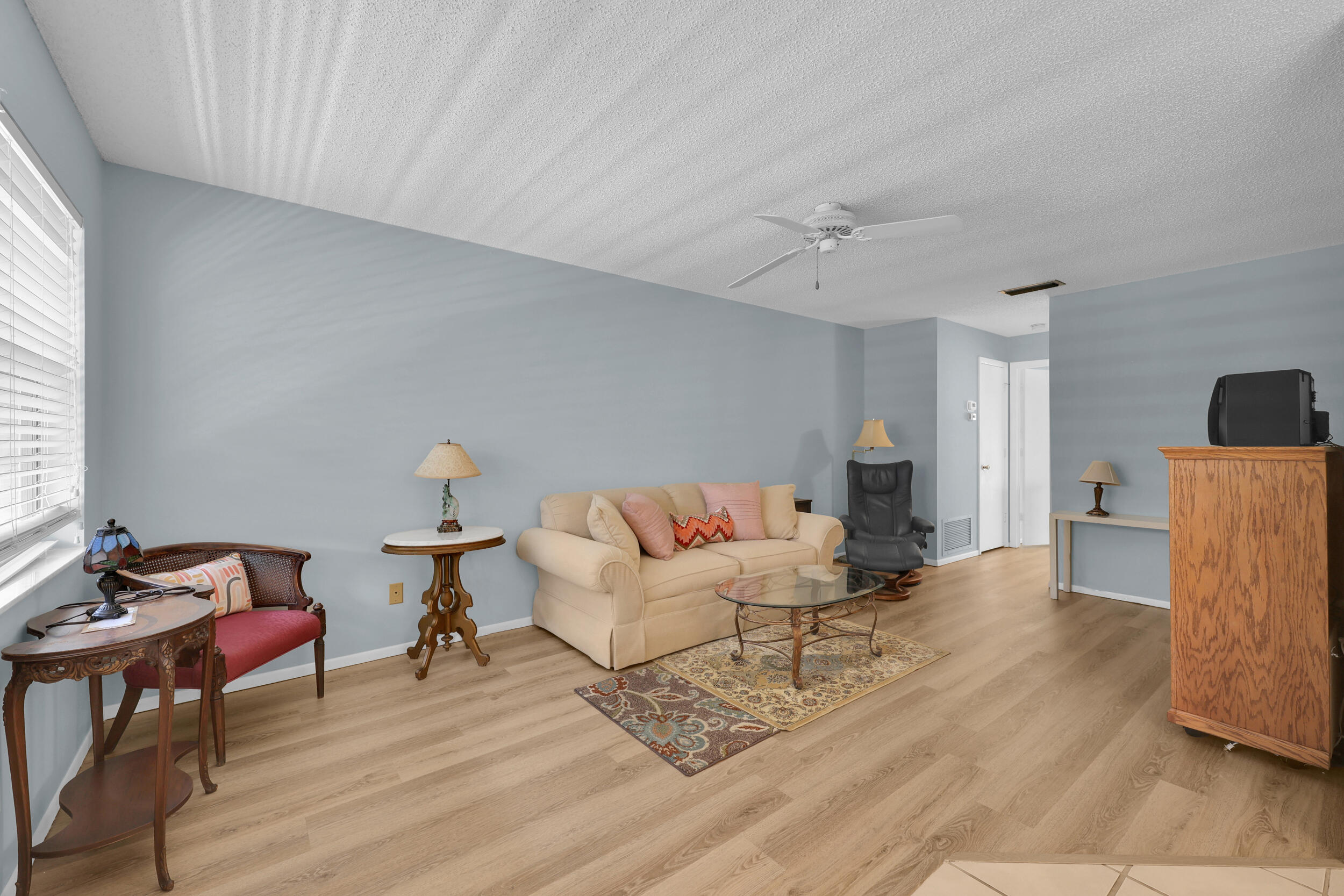 15 lake vista Trail 205