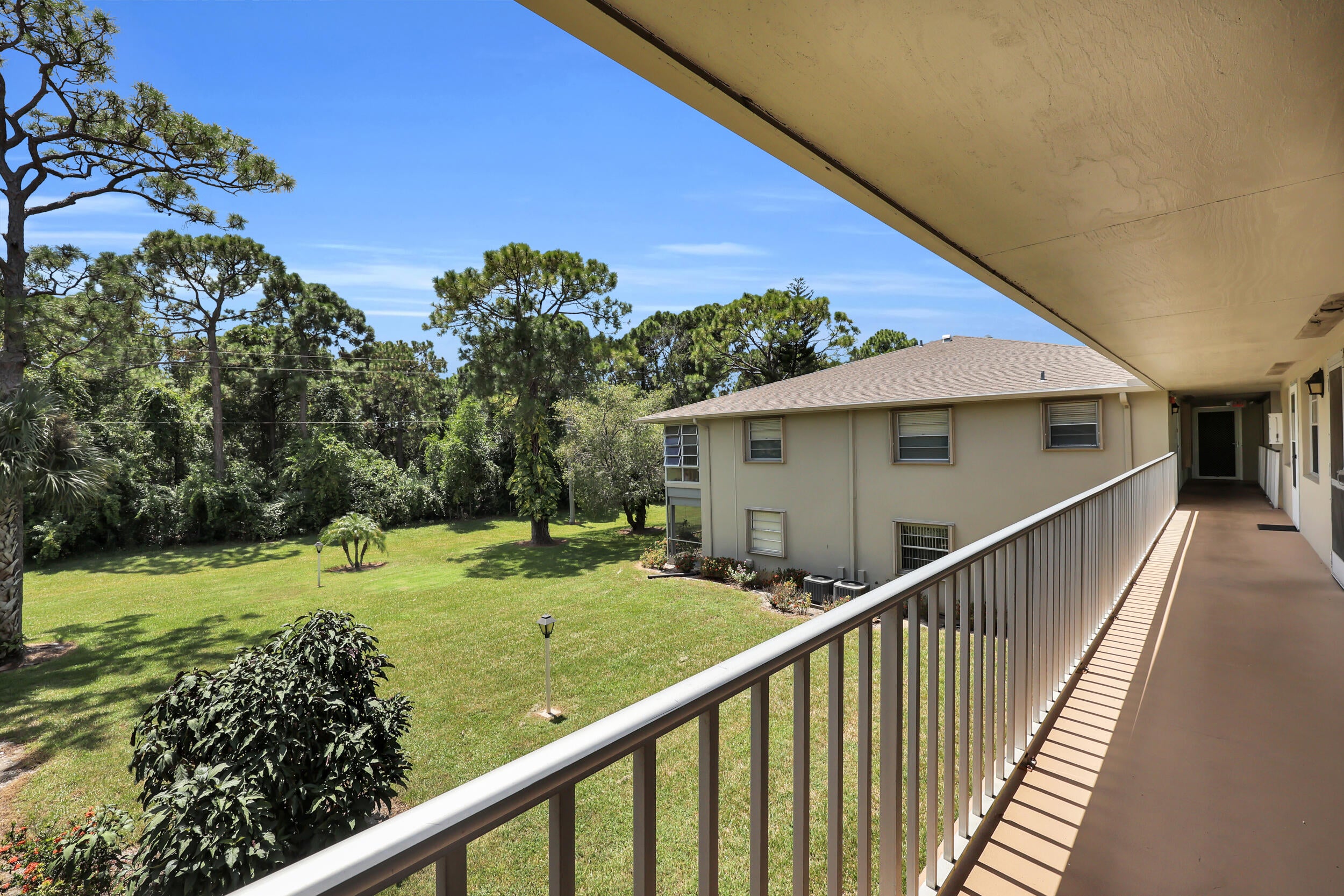 15 lake vista Trail 205