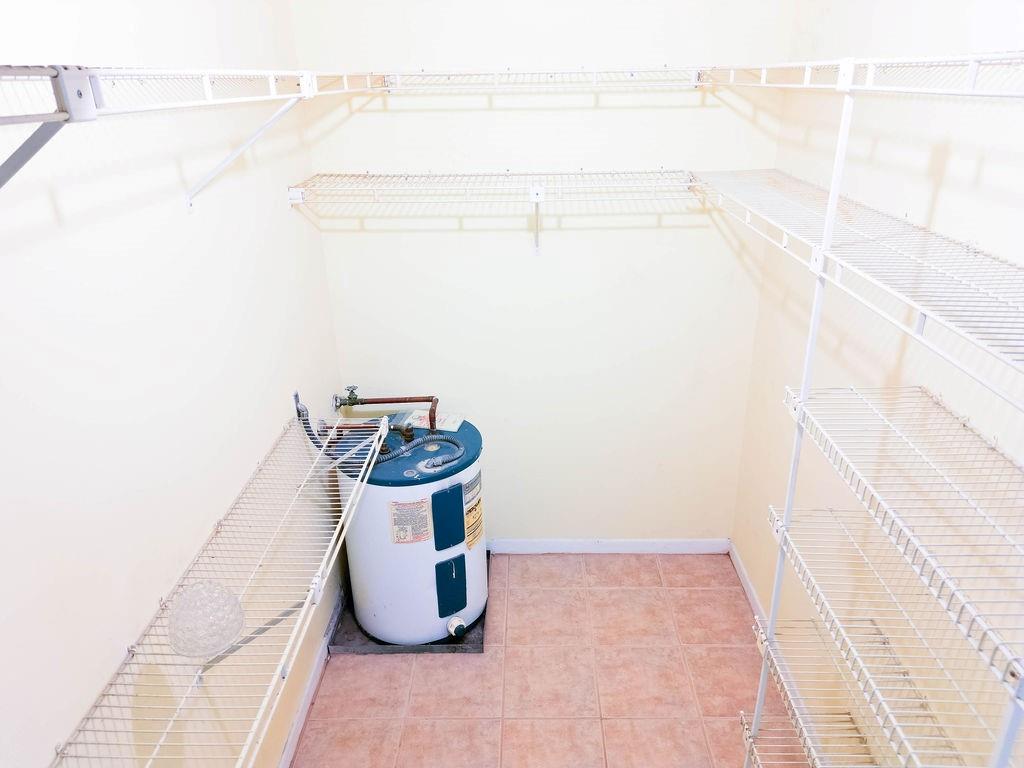 Rarely available 3 Bedroom, 2 Bathroom Condo in Forest Hills in the heart of Coral Springs. This unit allows for immediate renting, an investors dream!This community offers a sparkling pool and is conveniently located close to shopping & restaurants.