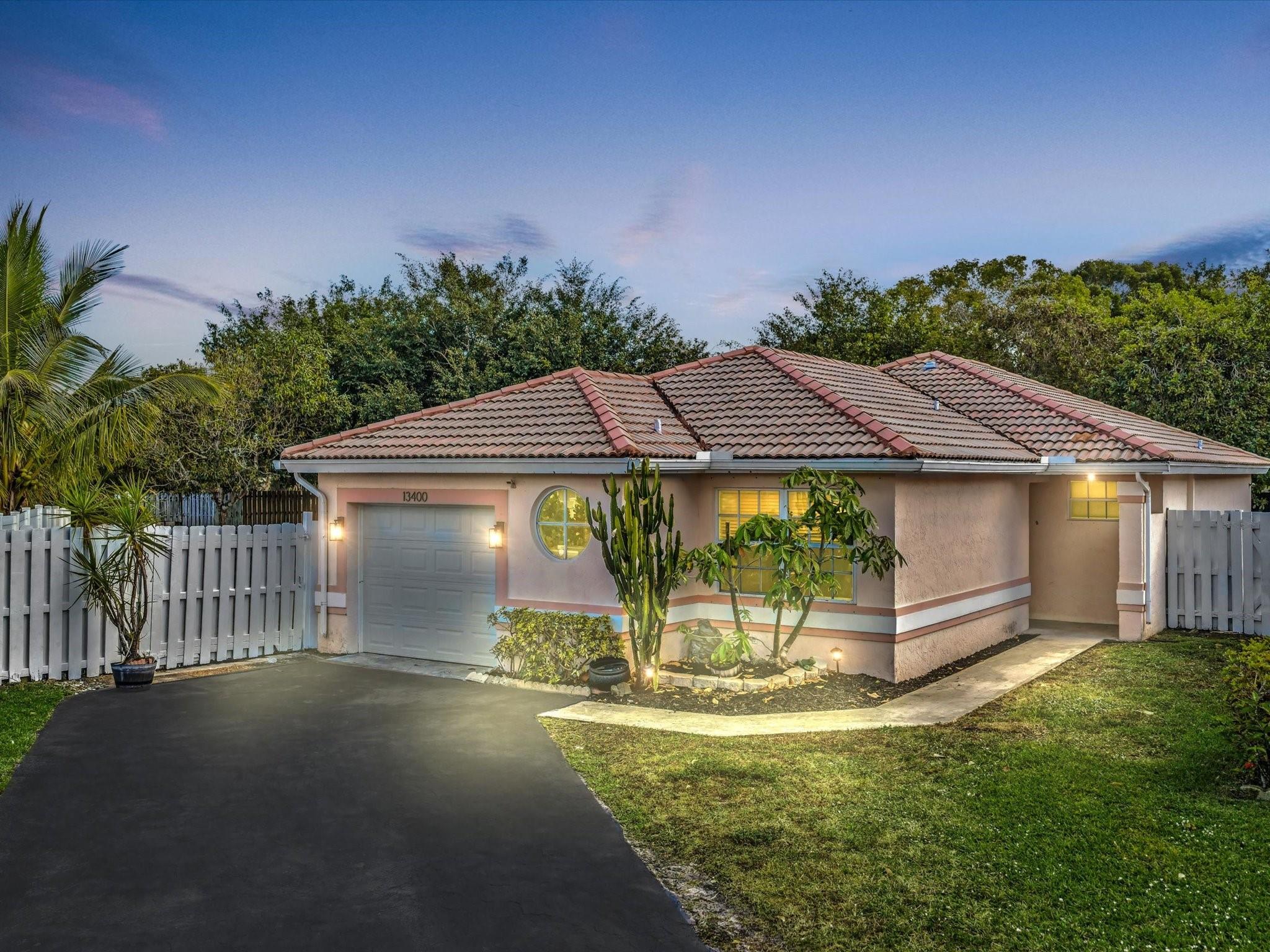 SAWGRASS PLANTATION - Residential Lease