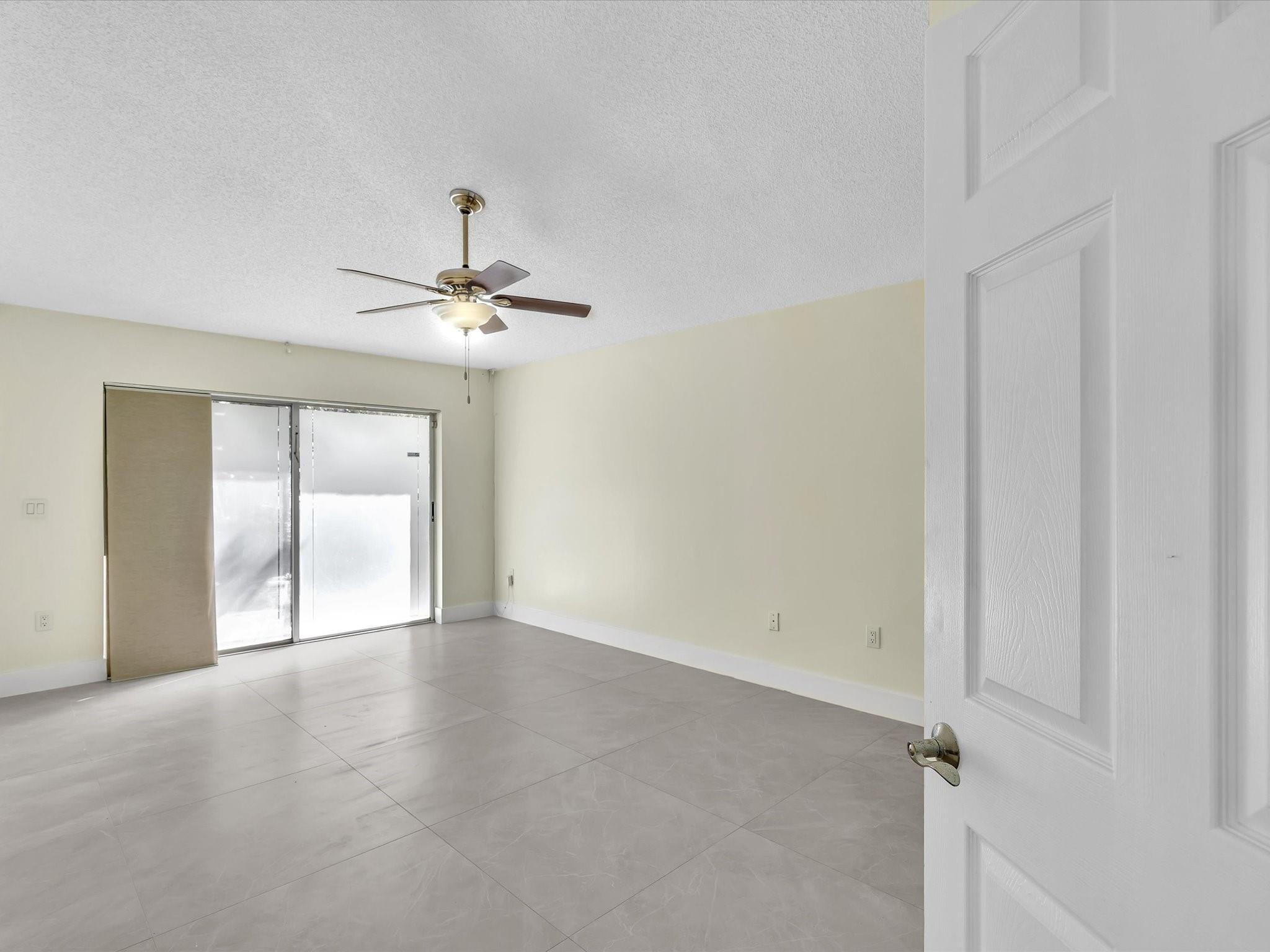 SAWGRASS PLANTATION - Residential Lease