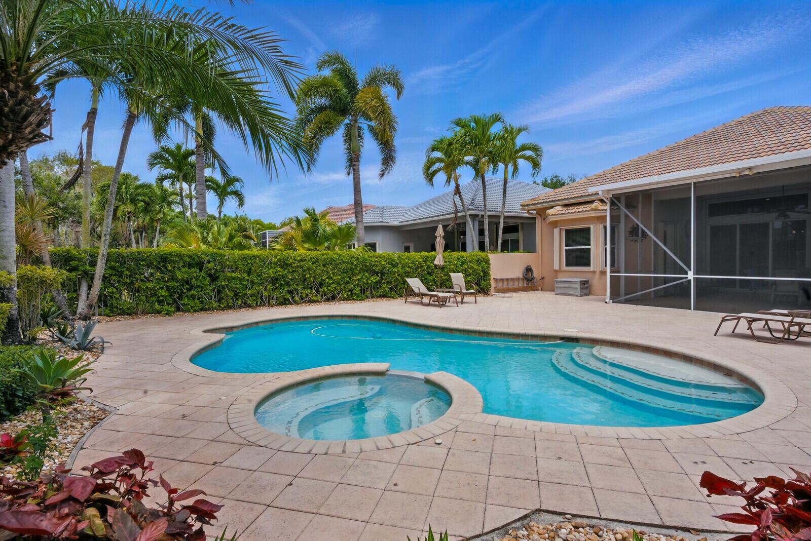 7098 Veneto Drive
