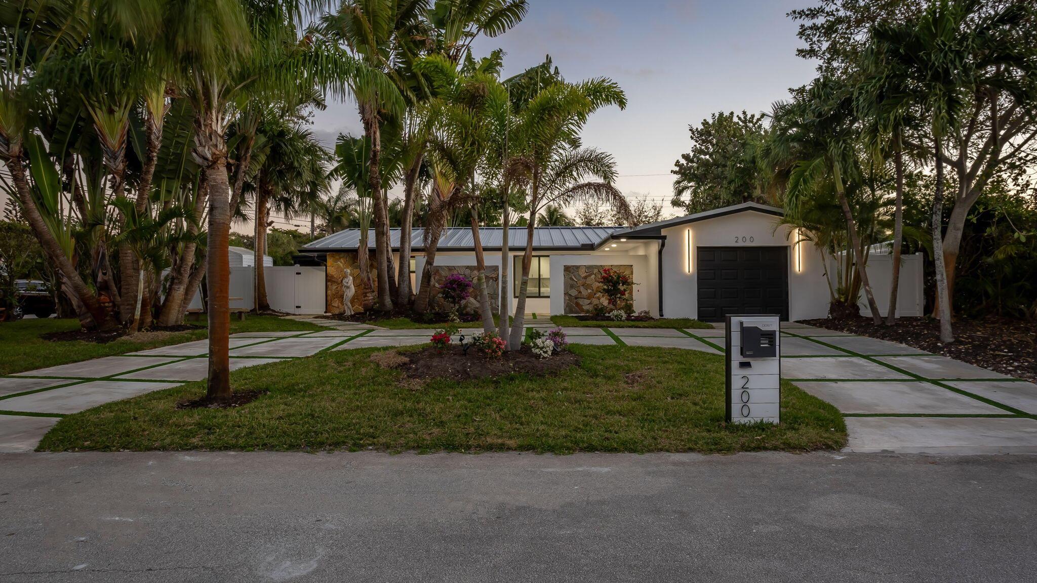 200 SW 12th Street