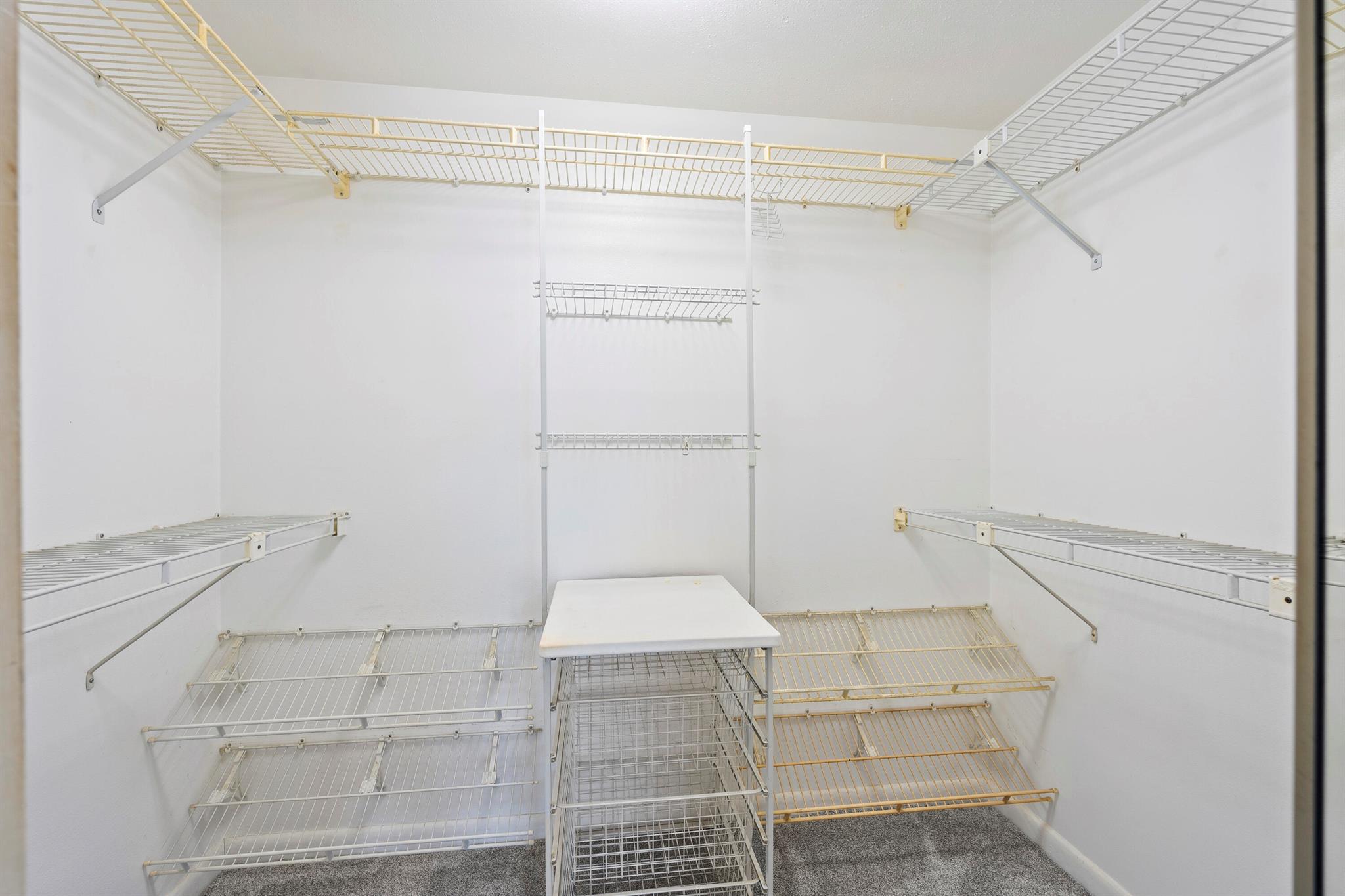 Stuart, Florida 34994, United States, 2 Bedrooms Bedrooms, ,2 BathroomsBathrooms,Residential,Active,209337