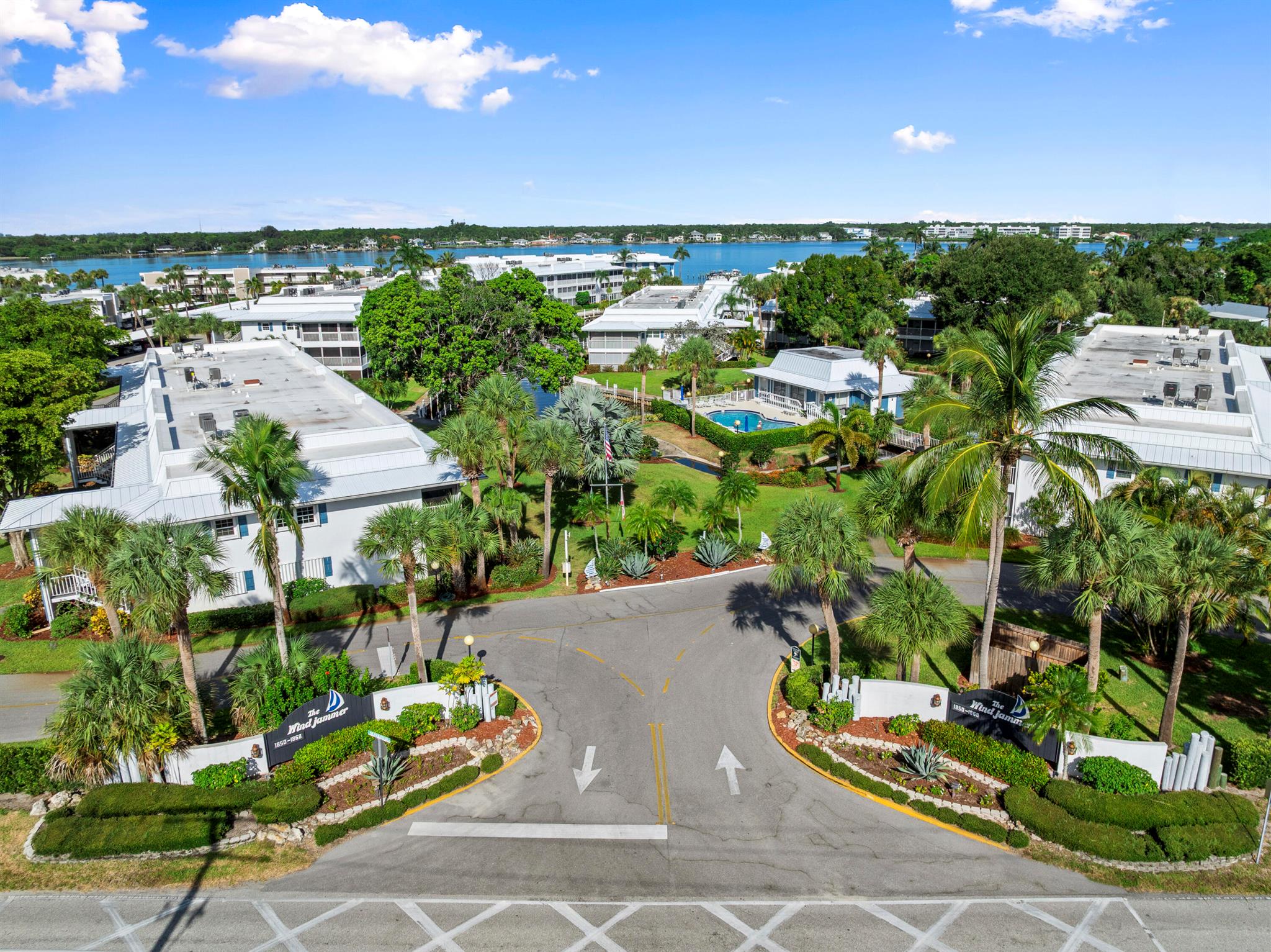 Stuart, Florida 34994, United States, 2 Bedrooms Bedrooms, ,2 BathroomsBathrooms,Residential,Active,209337