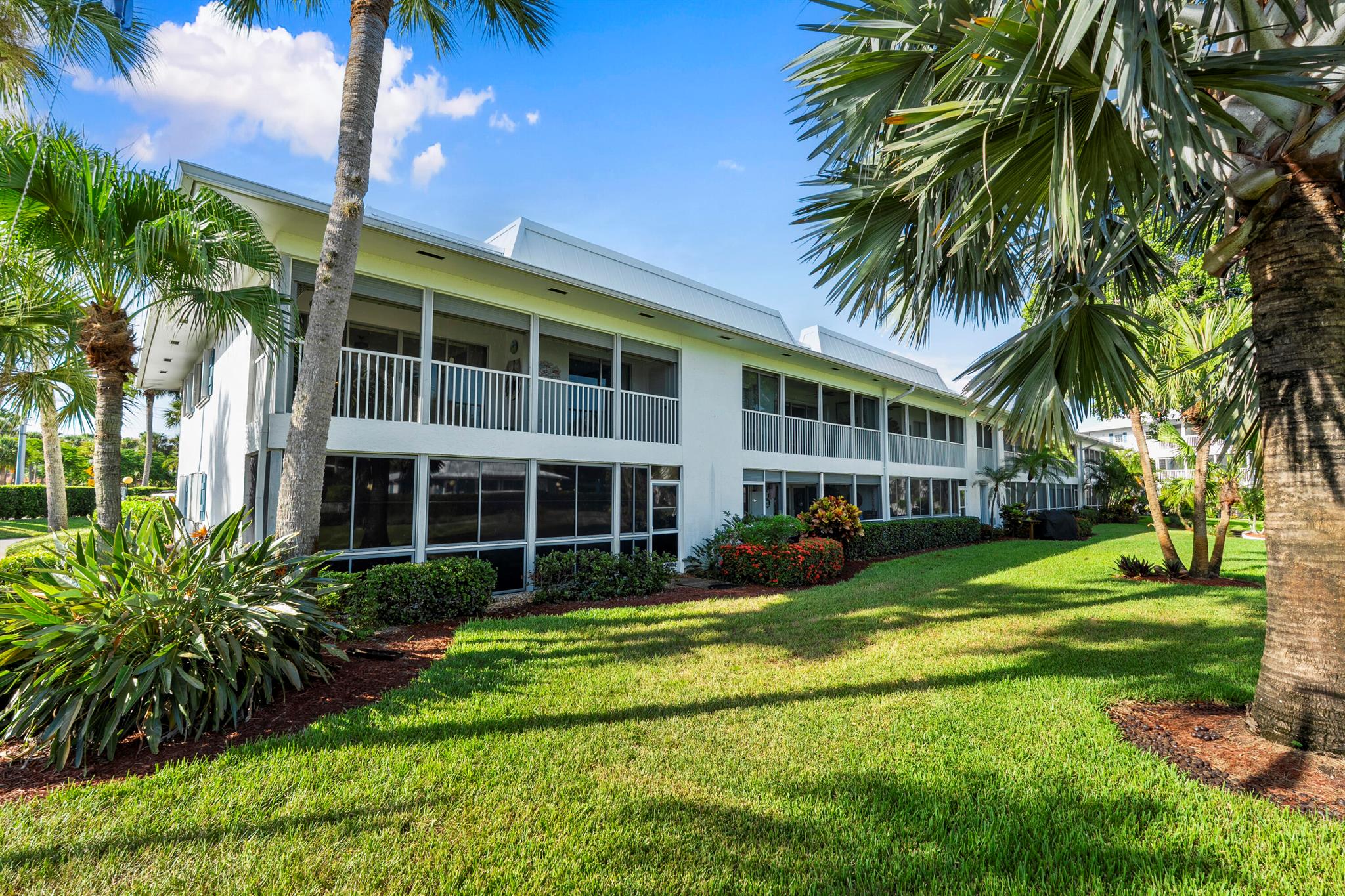 Stuart, Florida 34994, United States, 2 Bedrooms Bedrooms, ,2 BathroomsBathrooms,Residential,Active,209337