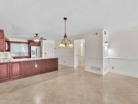 Tiny photo for 3031 NE 51st Street #403w, Fort Lauderdale, FL 33308 (MLS # B26045897)