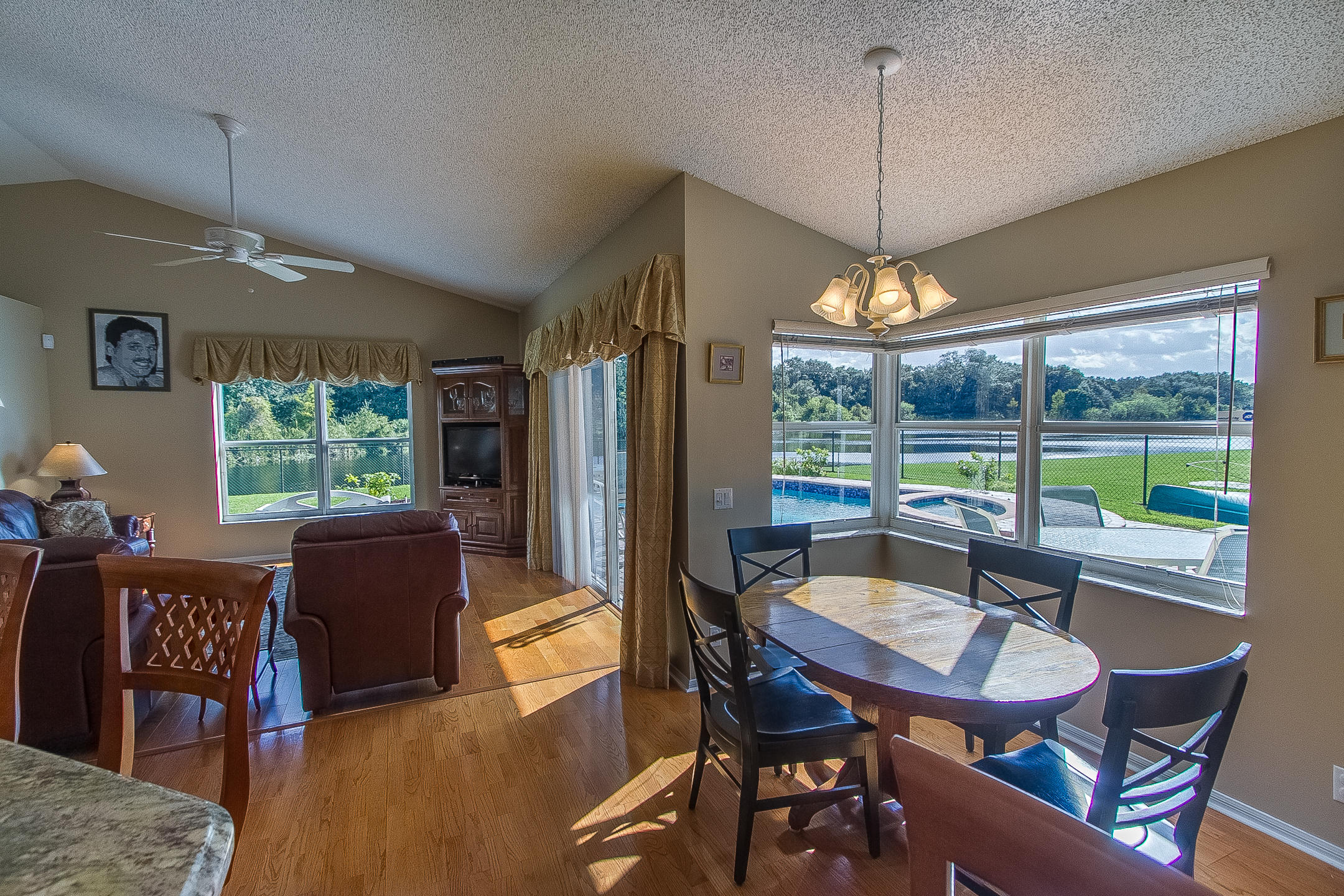 FOREST RIDGE - Residential