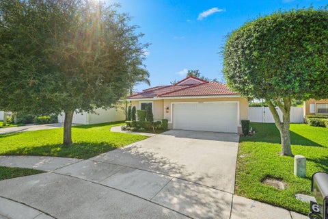 Tiny photo for 6324 BARTON CREEK Circle, Lake Worth, FL 33463 (MLS # B26088625)