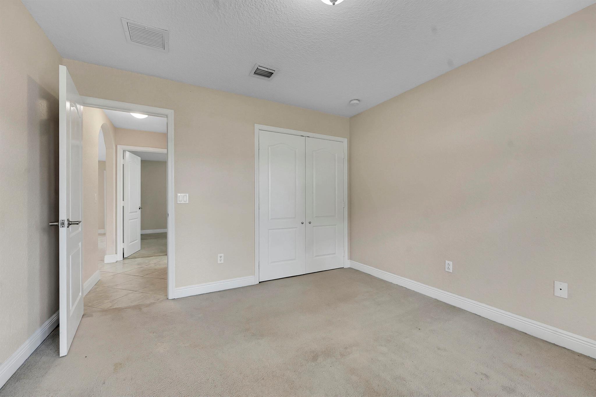 PORT ST LUCIE SECTION 21 - Residential