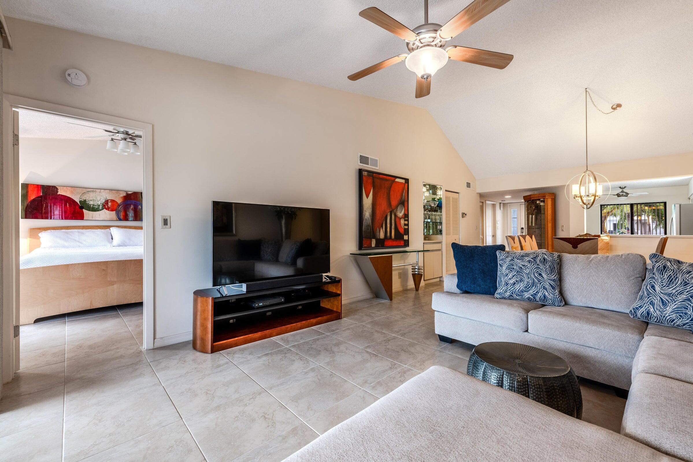 GLENEAGLES CONDO I - Residential