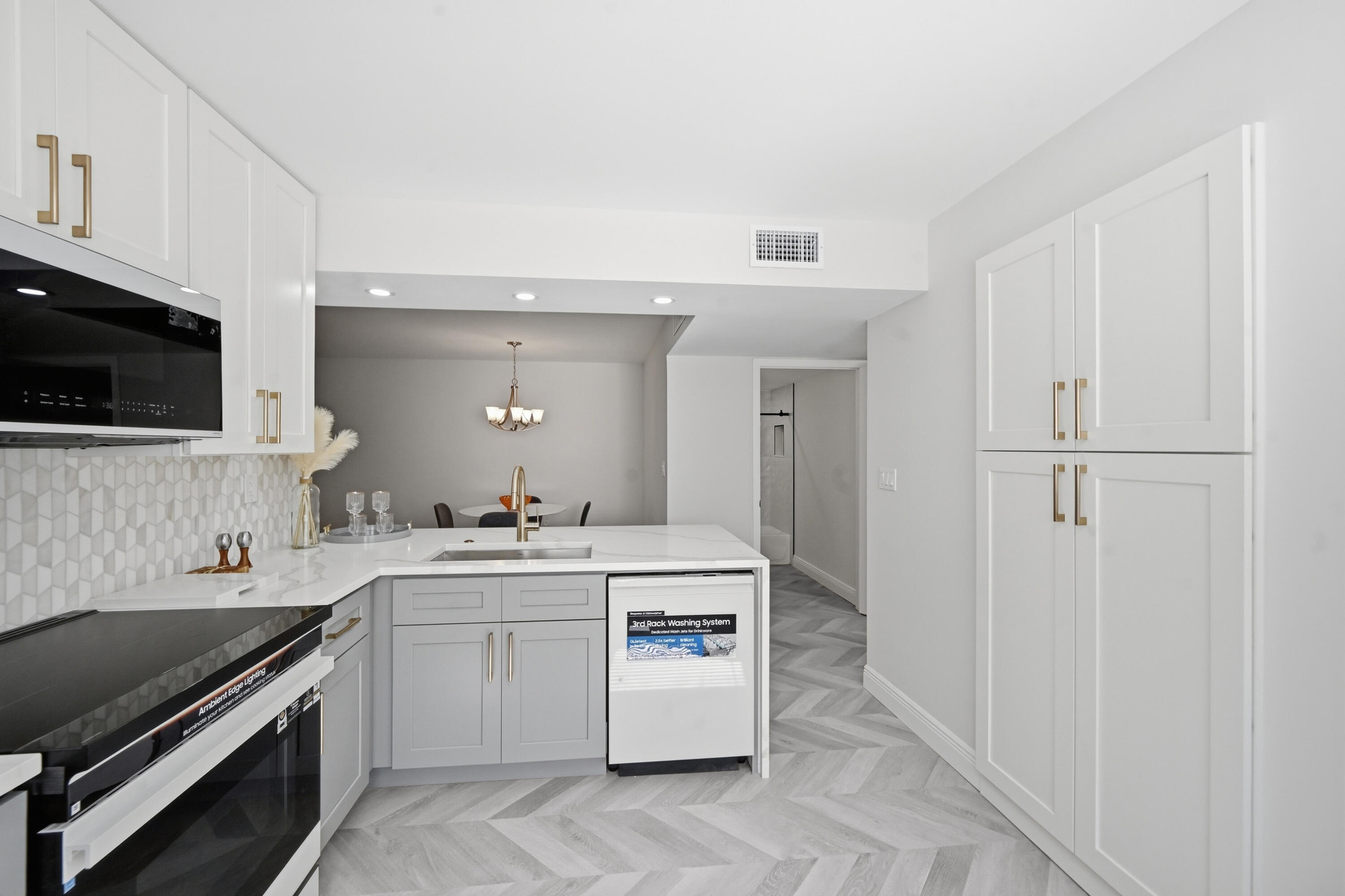 TROWBRIDGE CONDO - Residential