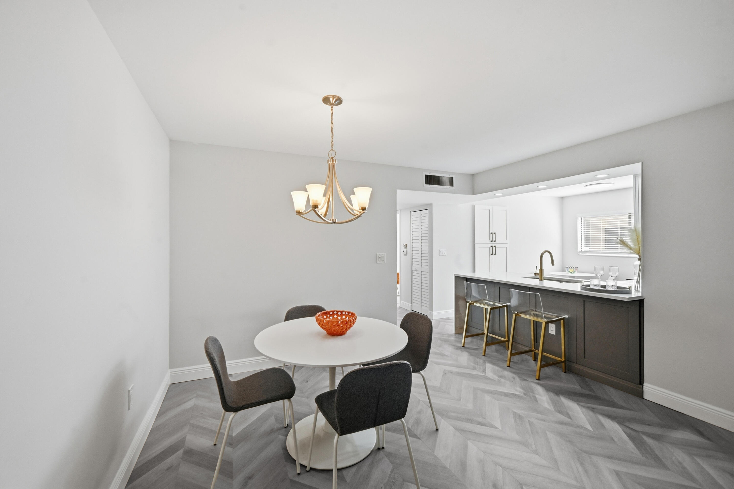 TROWBRIDGE CONDO - Residential