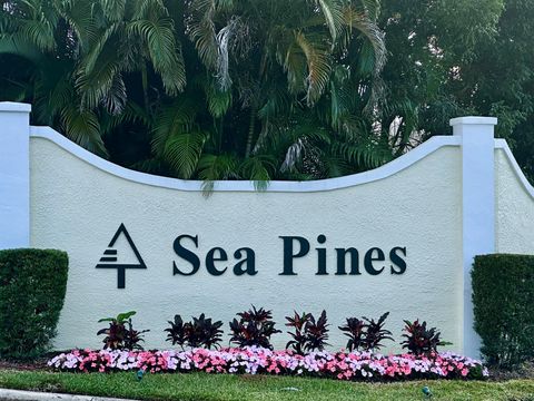 10819 SE Sea Pines Circle Hobe Sound FL 33455