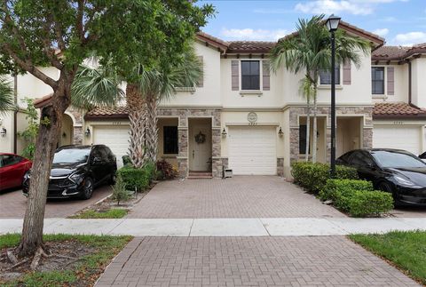 6947 Broadland Way 6947 Coconut Creek FL 33073