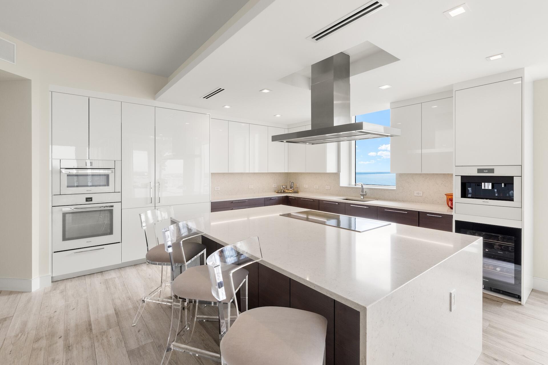 3730 N Ocean Drive 17d