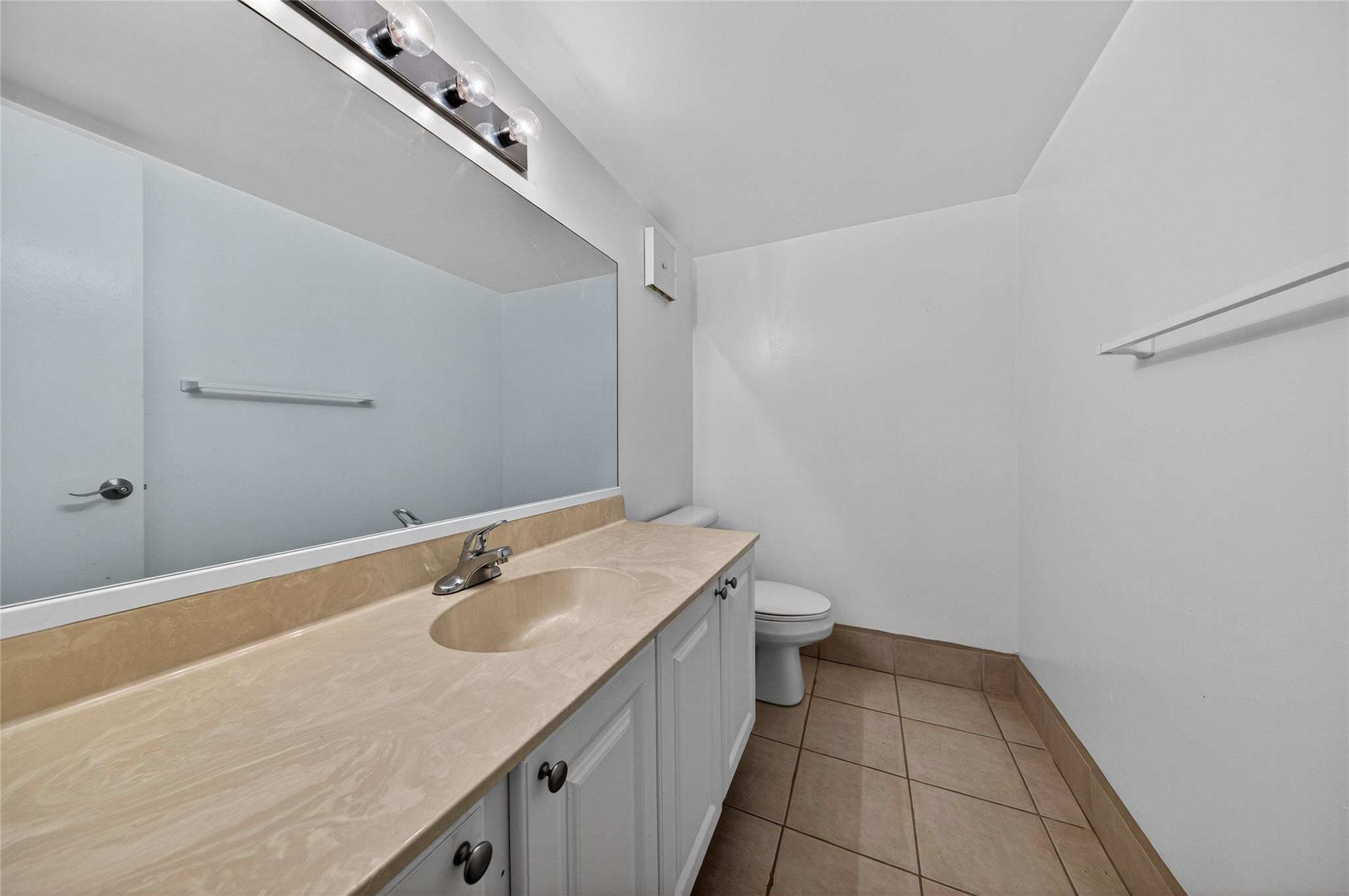 BELASERA AT PINE ISLAND - Residential