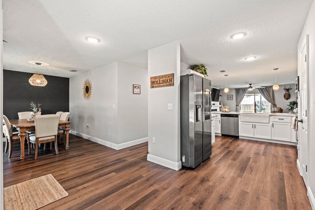 PORT ST LUCIE SECTION 3 - Residential