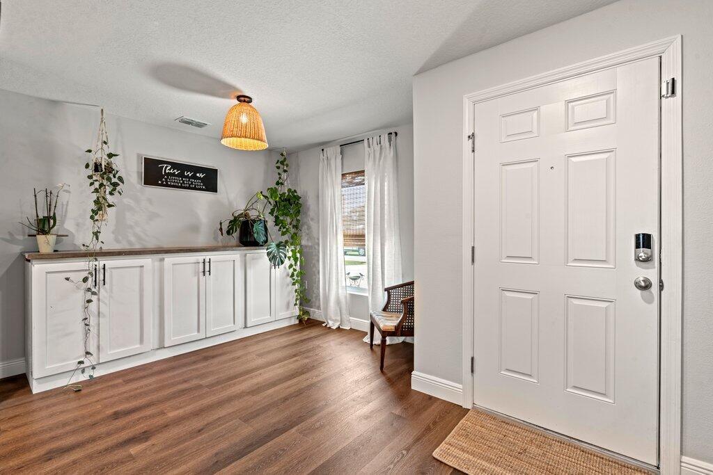 PORT ST LUCIE SECTION 3 - Residential