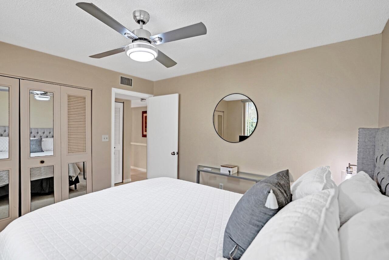 HALF MOON BAY CONDO - Residential Lease