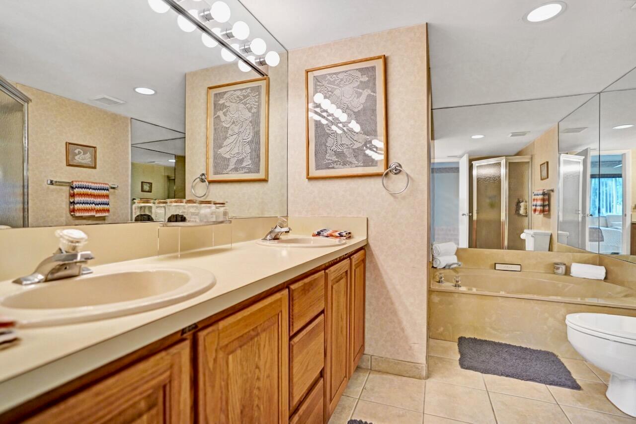 HALF MOON BAY CONDO - Residential Lease