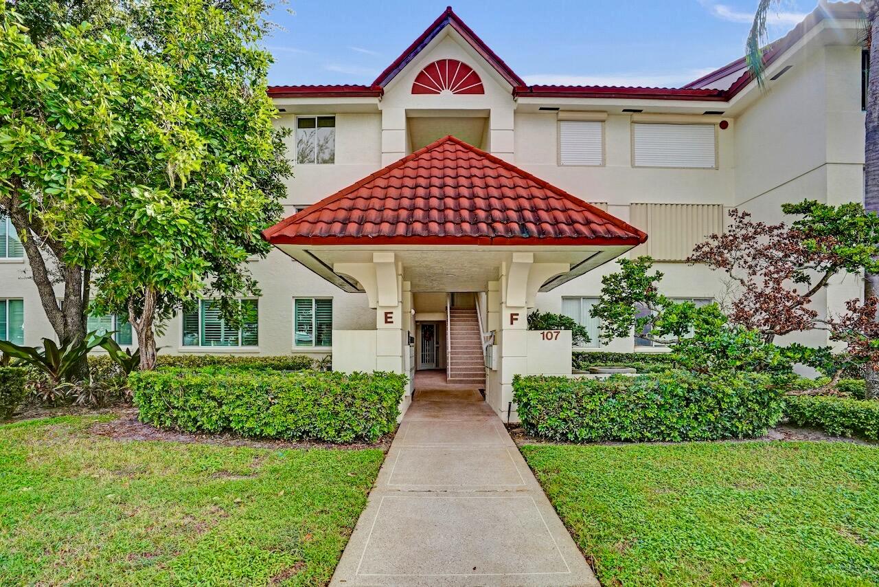 HALF MOON BAY CONDO - Residential Lease