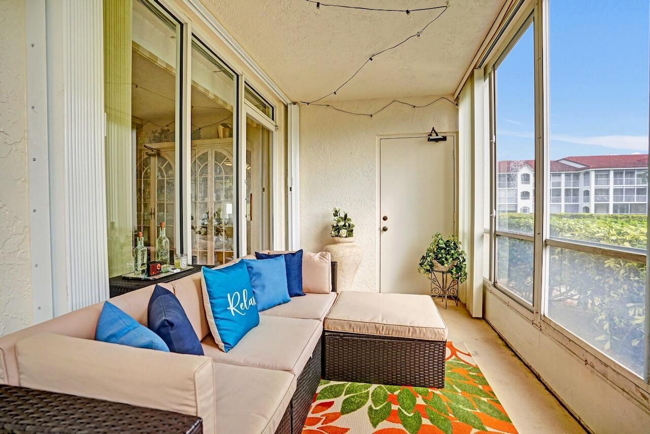 HALF MOON BAY CONDO - Residential Lease