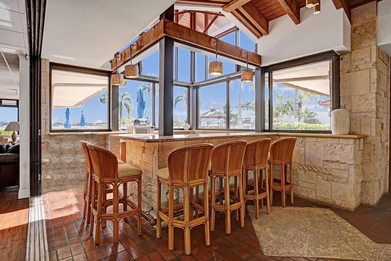 HALF MOON BAY CONDO - Residential Lease