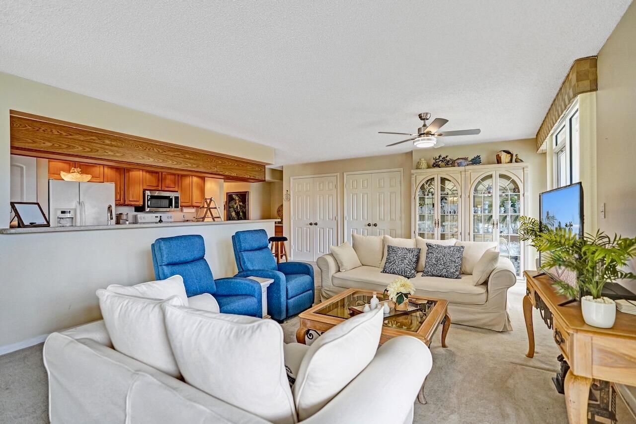 HALF MOON BAY CONDO - Residential Lease