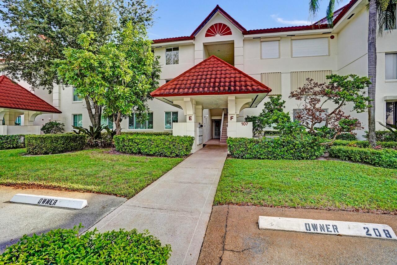 HALF MOON BAY CONDO - Residential Lease