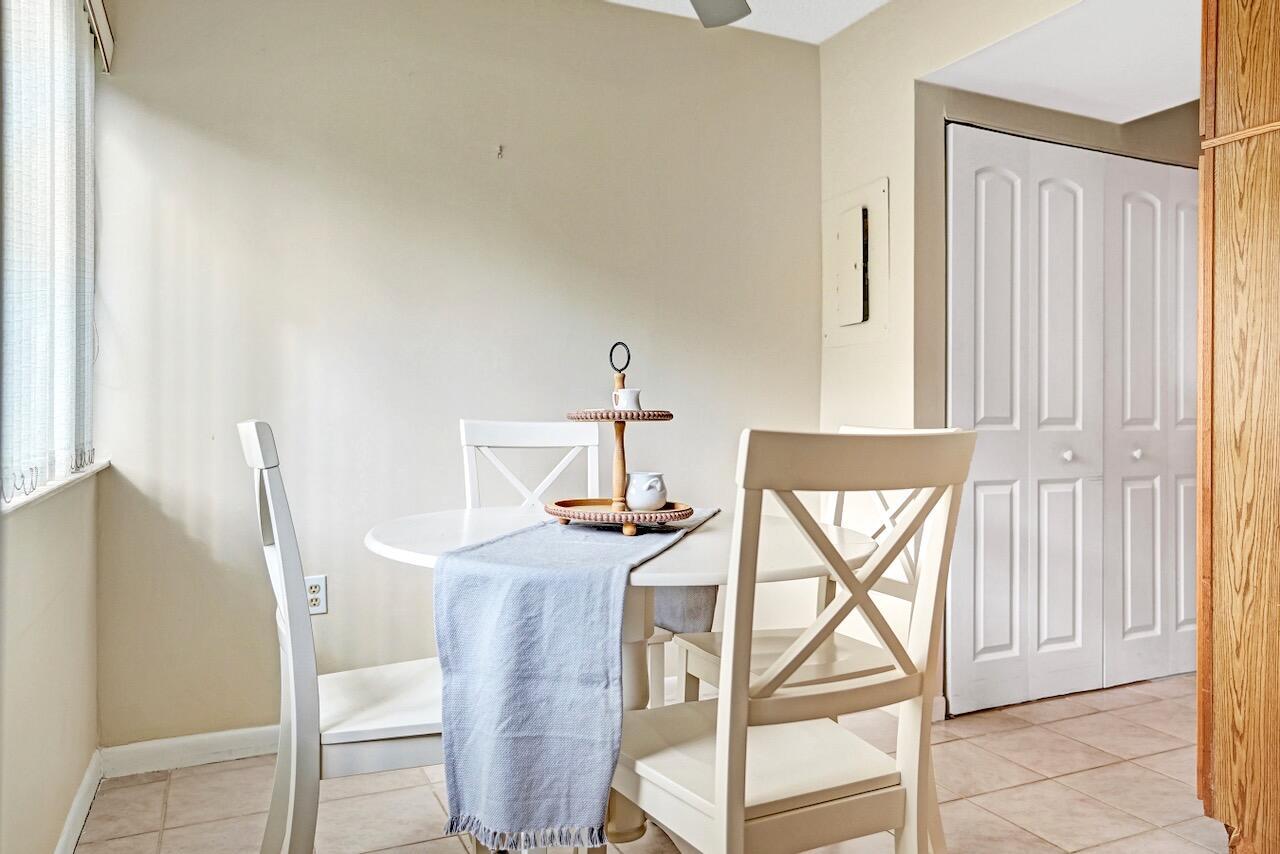 HALF MOON BAY CONDO - Residential Lease